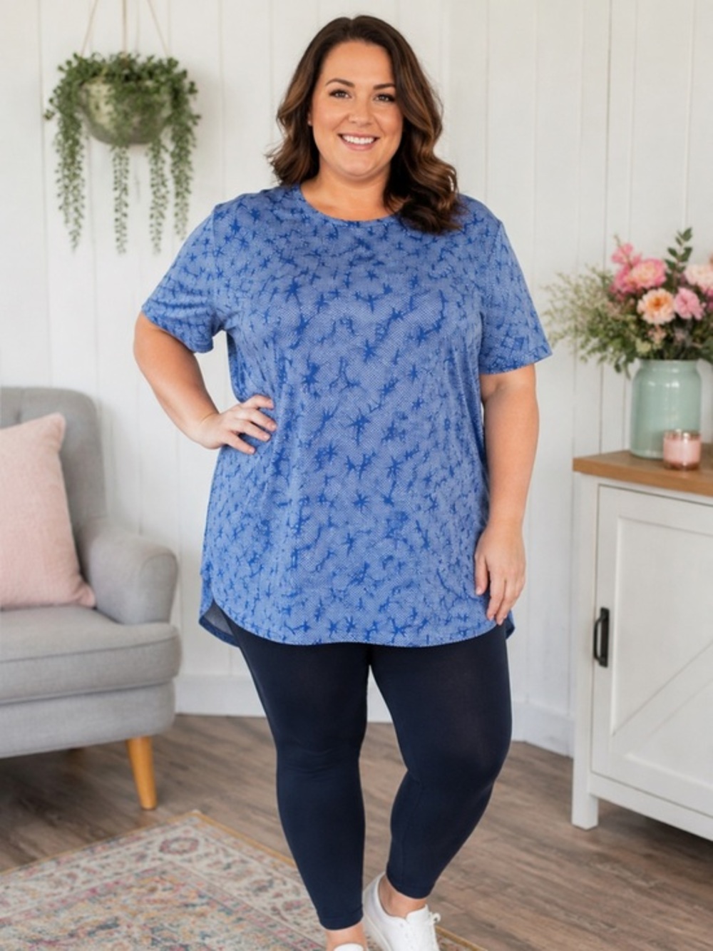 LuLaRoe Irma Blue Star Print High-Low Tunic Top Plus Size 3XL